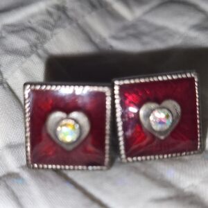 Vintage Elegant Red Heart Stud Earrings